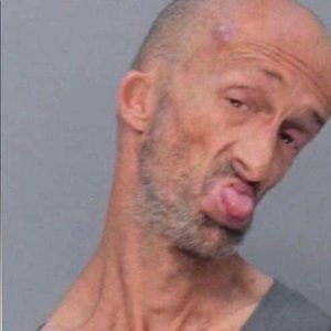 Meet your Posher, Dennis